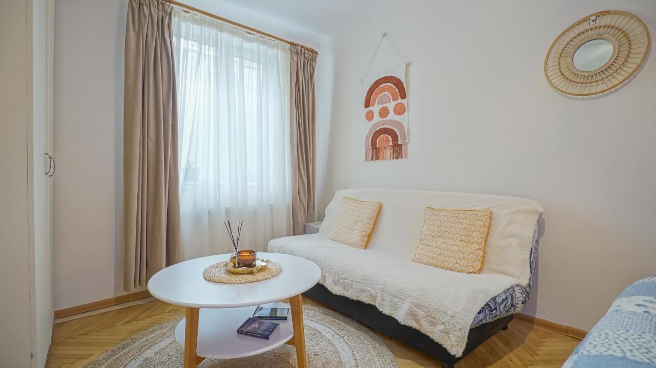 Old Town City Center Apartments Brassó Kültér fotó
